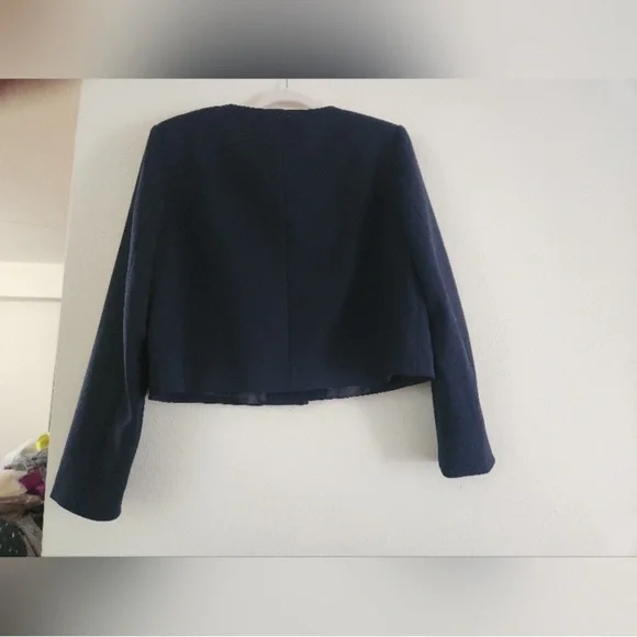 ZARA GOLD BUTTON CROPPED BLAZER  Classic navy blue NWOT - Picture 2 of 2